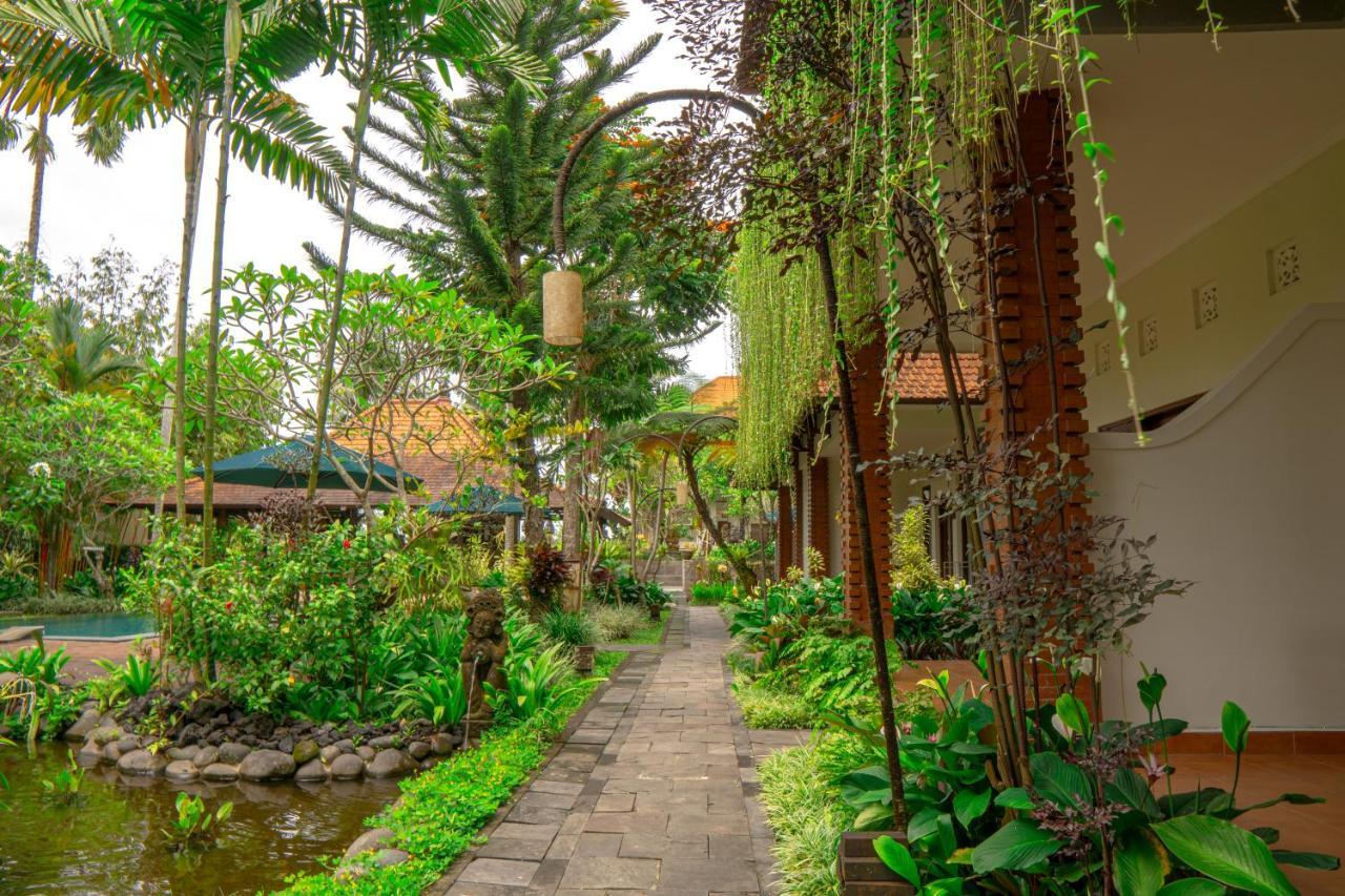 Artini Bisma Ubud Hotel Exterior photo